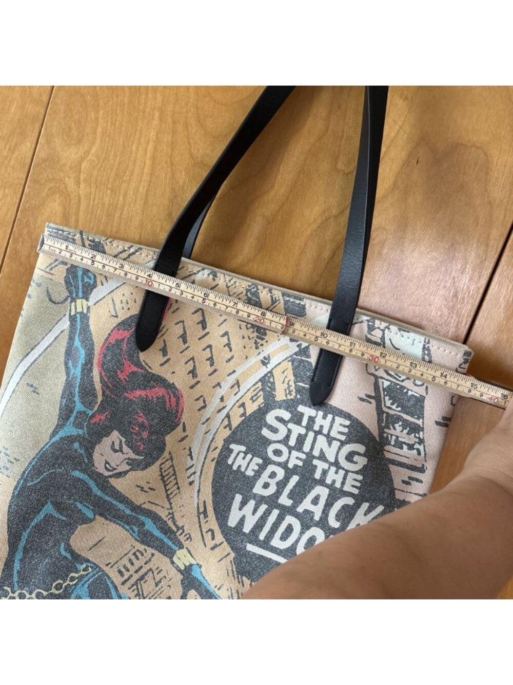 Coach Black Widow Large Tote Bag Marvel x Coach - Picture 15 of 16
